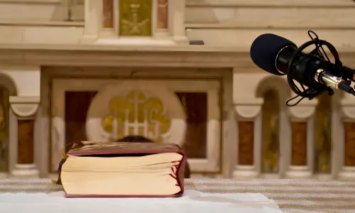 El «Novus Ordo en latín» no es la solución